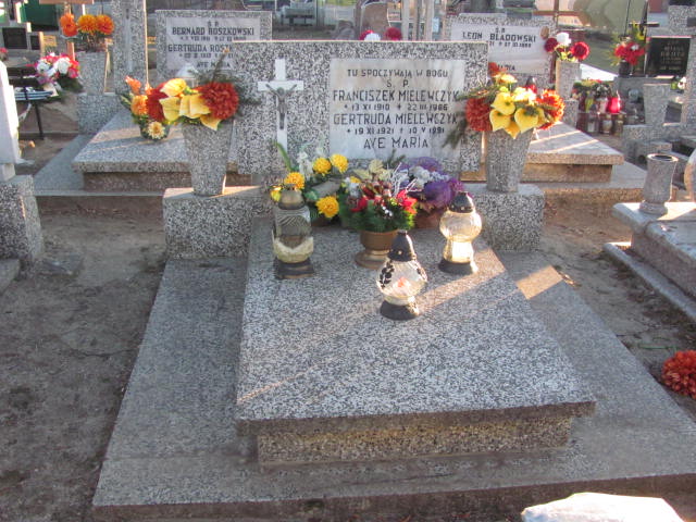 Grób Franciszek Mielewczyk